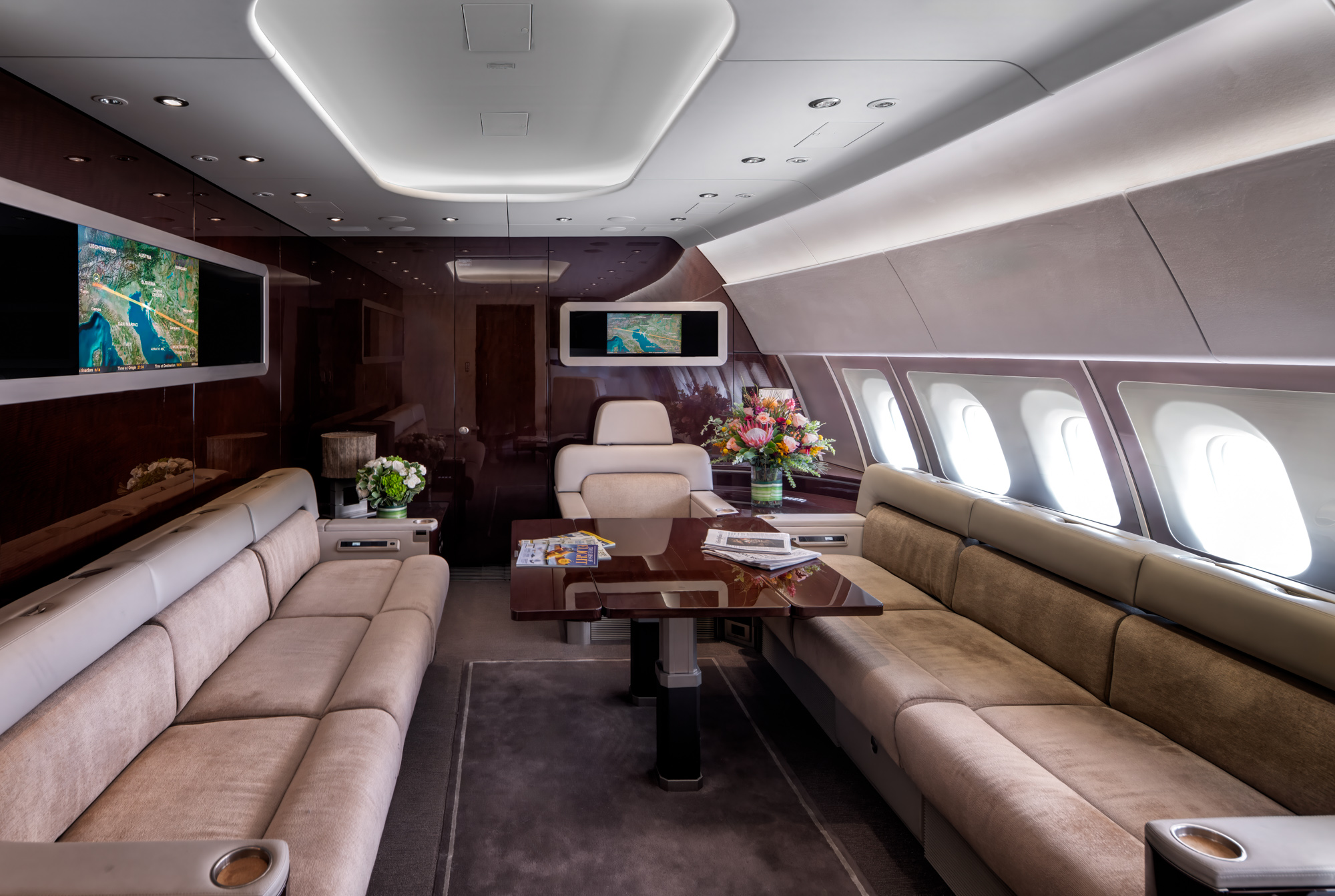 Bizliner Cabin Showcase